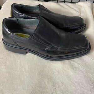 NWOB Dockers ProStyle Men's Black Leather Slip on Oxford size 11